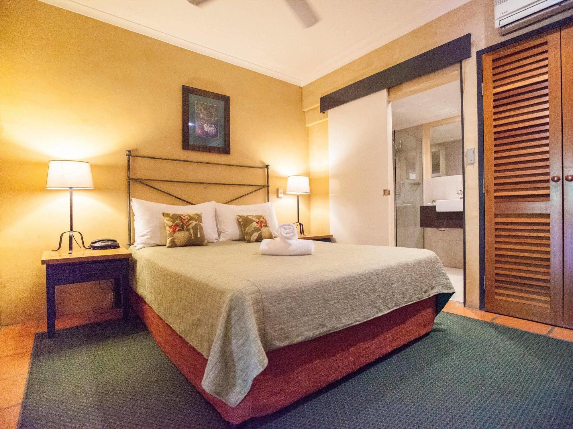 Villa San Michele Port Douglas Extérieur photo